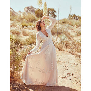 BHLDN Belize Wedding Dress Ivory Embroidered Long Sleeve V Neck Gown Size 8